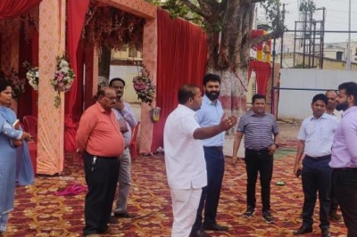 मुख्यमंत्री  भूपेश बघेल की आगमन को लेकर तैयारियां तेज, कलेक्टर ने आयुक्त व सीईओ के साथ किया कार्यक्रम स्थल का निरीक्षण: