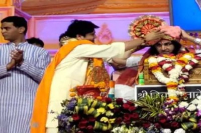 देवकीनंदन ठाकुर की कथा सुनने पहुंचे CM शिवराज: महाराज ने जमकर की तारीफ :