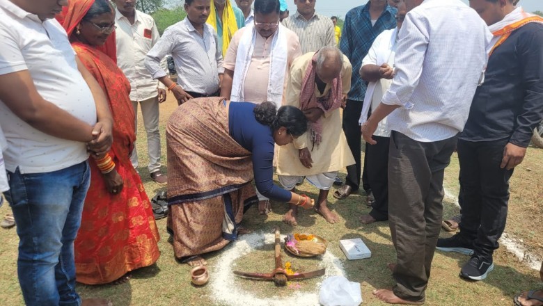 महापौर ने किया रेवाडीह में मुक्तिधाम जीर्णाेद्धार कार्य का भूमिपूजन :