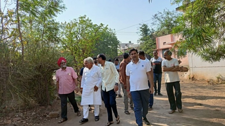 विशेष सफाई अभियान में विधायक व महापौर हुए शामिल होकर सफाई व्यवस्था बेहतर बनाने के दिये निर्देश: