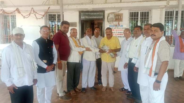 सामुदायिक कर्मा भवन के लिए पिछड़ा वर्ग आयोग अध्यक्ष का आभार व्यक्त किया :
