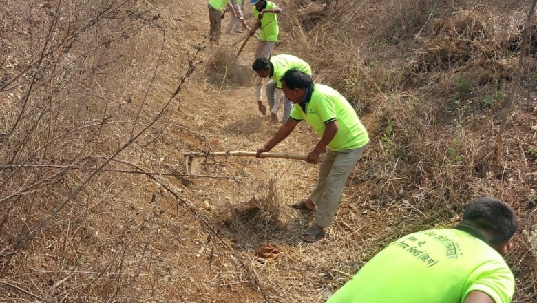 भिलाई निगम द्वारा नहर, नालियों की सफाई के बाद निस्तारी तालाबों को भरने का काम जारी :