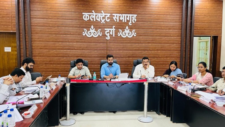 अधिकारी मतदान केंद्र का स्थल पर जाकर करें भौतिक सत्यापन-कलेक्टर :