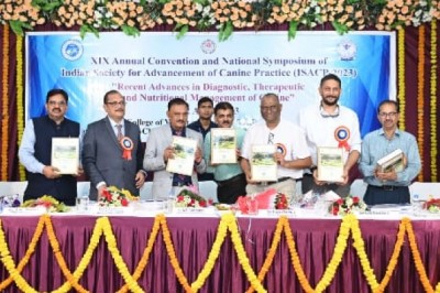कामधेनु विश्वविद्यालय दुर्ग में तीन दिवसीय राष्ट्रीय संगोष्ठी का शुभारंभ   :