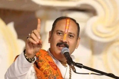 बच्चे माता-पिता के अनुशासन में रहे और घर के बुजुर्ग अपने पूर्वजों का अनुशरण में चले तो घर स्वर्ग बन जाएगा : प्रदीप मिश्रा