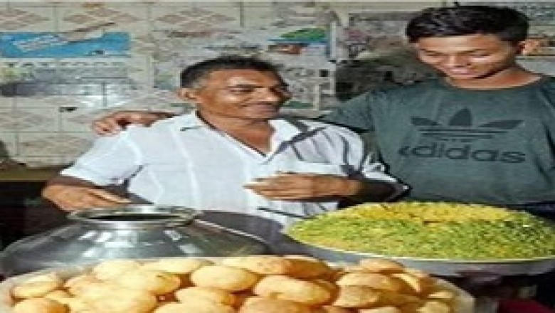 गोलगप्पे बेचने वाले का लड़का बना क्रिकेटर यशस्वी जायसवाल