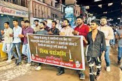 पोलसाय पारा से फरिश्ता काम्पलेक्स तक रैली निकाली  : नक्सली हमले में शहीद जवानो को दी श्रद्धांजलि