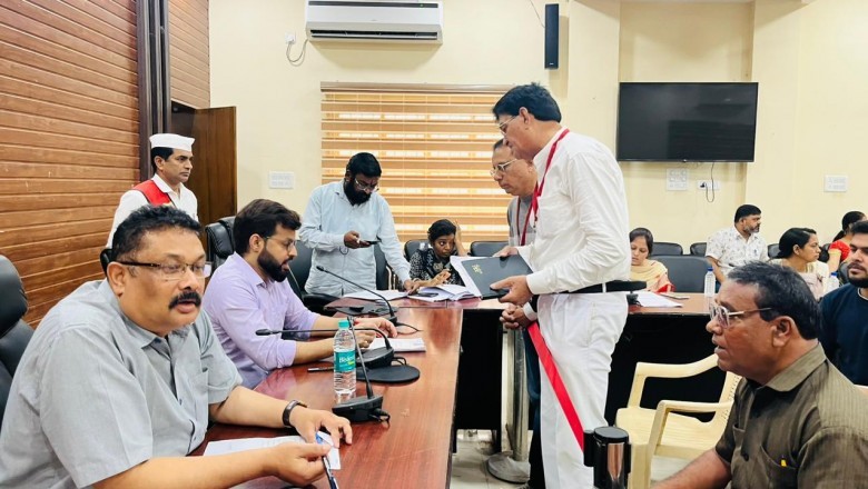 नित्या माईन्स में लगे क्रेशर मशीन से होने वाले वायु प्रदूषण के लिए कलेक्टर से की शिकायत :