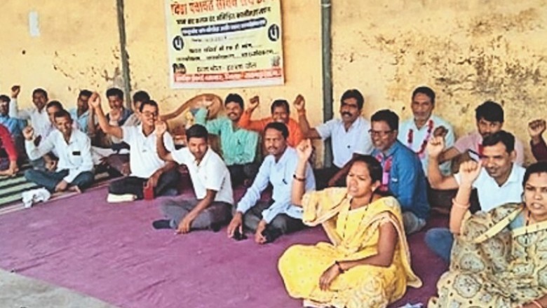 CG Panchayat Sachiv Strike Over :सीएम भूपेश बघेल पर भरोसा जताते हुए पंचायत सचिवों ने हड़ताल किया खत्म