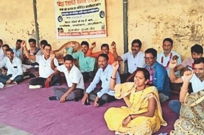 CG Panchayat Sachiv Strike Over :सीएम भूपेश बघेल पर भरोसा जताते हुए पंचायत सचिवों ने हड़ताल किया खत्म