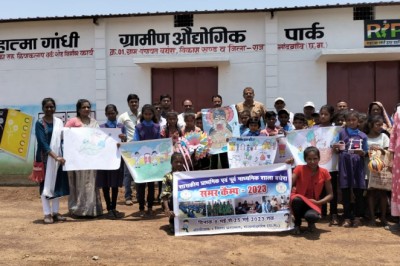 महात्मा गांधी औद्योगिक पार्क बघेरा में समर कैंप का आयोजन किया जा रहा है ..