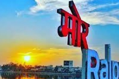 छत्तीसगढ़ की राजधानी से लगे चंदखुरी में विदेशी कलाकारों का जमावड़ा :