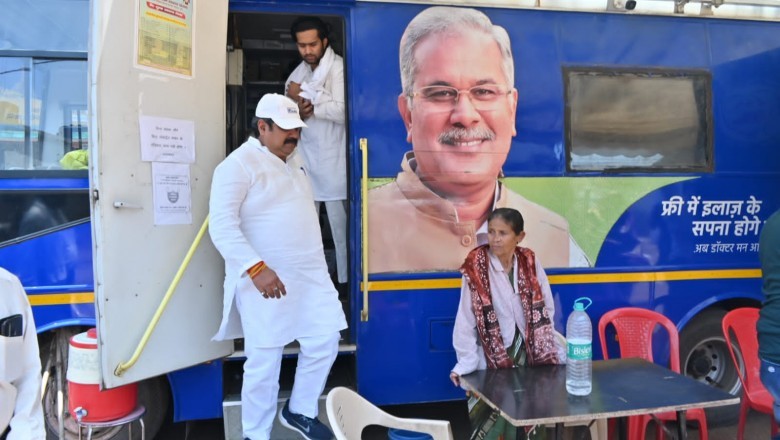 विश्व रक्तचाप दिवस के अवसर पर महापौर नीरज पाल ने मोबाइल मेडिकल यूनिट के स्वास्थ्य शिविर का किया निरीक्षण, अब तक शिविर में 1 लाख 77 हजार लोग ले चुके है स्वास्थ्य लाभ :