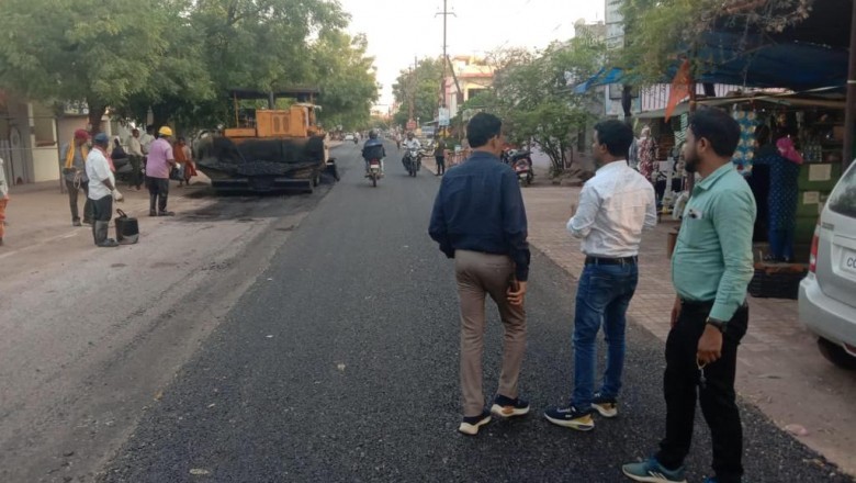 भिलाई निगम में तेज गति से हो रहा है सड़कों पर काम, अधिकारी नियमित रूप से कर रहे हैं निरीक्षण :