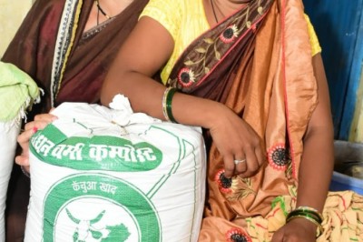 धुन की पक्की, ऊर्जावान, उत्साही महिलाओं के चेहरे से उनके स्वावलंबी होने की खुशी हो रही बयां :