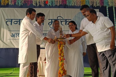 तनाव मुक्ति का पहला सिद्धांत है पॉजिटिव थॉट्स सकारात्मक चिंतन...