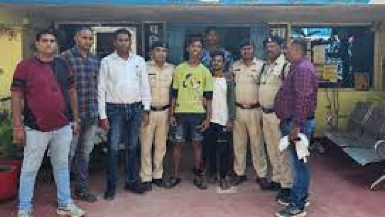मोहन नगर पुलिस ने विजय नगर में घेराबंदी कर पकड़ा:6 लाख कीमत की 274 पुड़िया ब्राउन शुगर के साथ 3 गिरफ्तार, जेल भेजा....