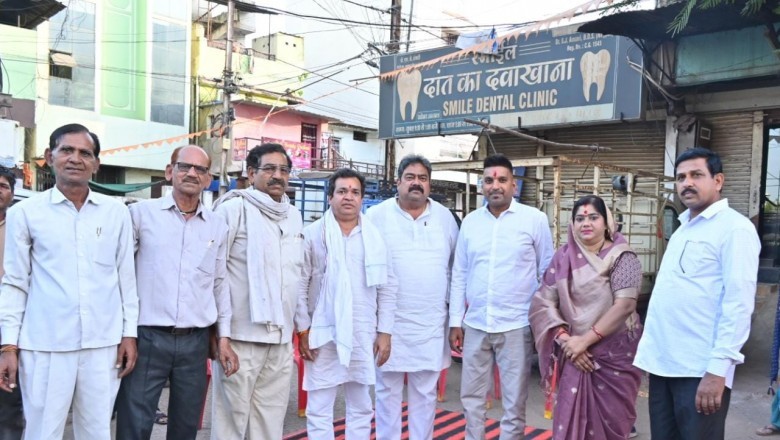 सुभाष चौक से जलेबी चौक तक लगेगा पेवर ब्लॉक, महापौर नीरज पाल ने भूमि पूजन कर, कार्य कराया प्रारंभ :
