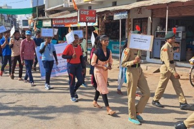 मतदाता जागरूकता रैली निकाल कर मतदाताओं को किया जागरूक :