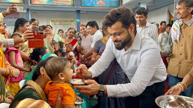 प्रशासन तुंहर द्वार के तहत् अधिकारी पहुंचे कुम्हारी :
