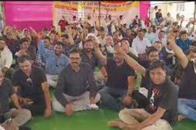 सरकार के फरमान के बाद पटवारियों में रोष, ESMA आदेश की कॉपी को जलाया...