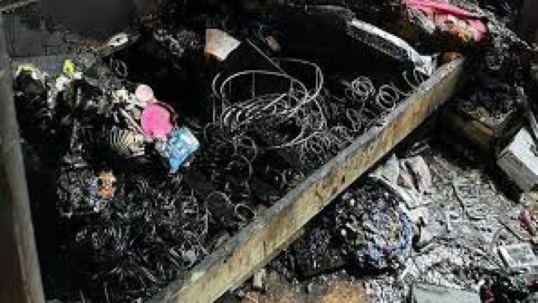 गलत बैटरी का किया इस्‍तेमाल, देखिए पलभर में बेडरूम का कैसा हो गया हाल