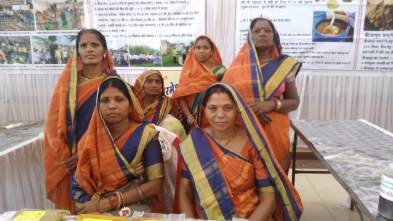 शासन की योजनाओं से जुड़कर आर्थिक स्वालंबन की ओर महिला समूहों के  बढ़ते कदम..