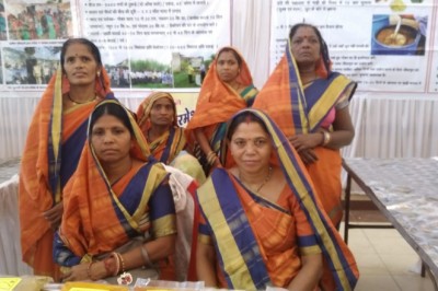 शासन की योजनाओं से जुड़कर आर्थिक स्वालंबन की ओर महिला समूहों के  बढ़ते कदम..