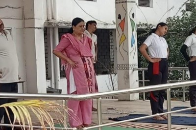 ‘हर आँगन योग एवं वसुधैव कुटुम्बकम’ थीम पर नवम विश्व योग दिवस का आयोजन