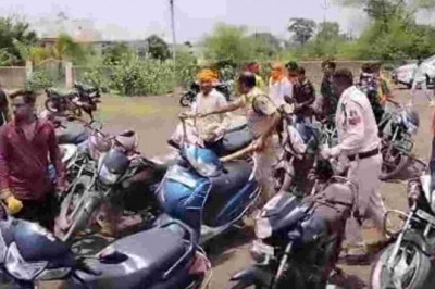 बजरंग दल के दो गुट आपस में भिड़े, थाने में लहराया रिवाल्वर