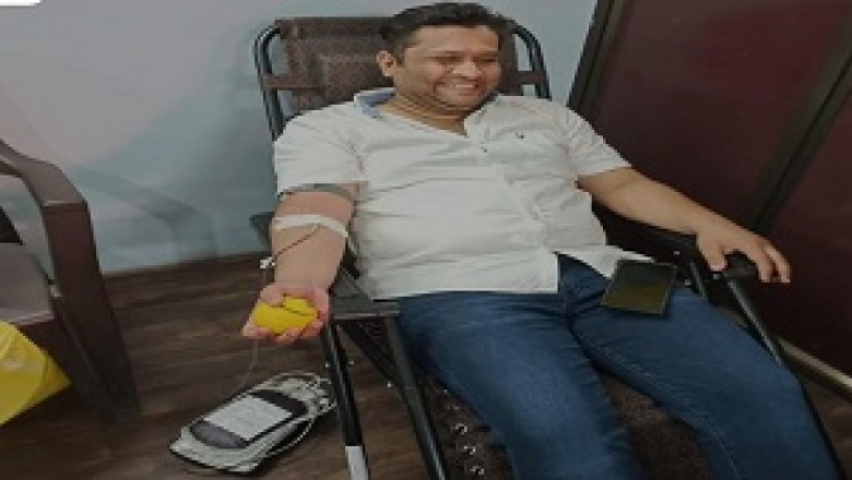 हैवी ट्रांसपोर्ट कंपनी के संस्थापक स्व .वीरा सिंह की 67 वीं जयंती पर विशाल रक्तदान शिविर का किया आयोजन...