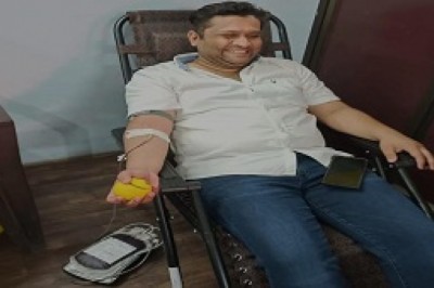 हैवी ट्रांसपोर्ट कंपनी के संस्थापक स्व .वीरा सिंह की 67 वीं जयंती पर विशाल रक्तदान शिविर का किया आयोजन...