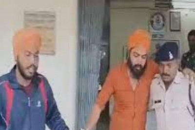 सिपाही ने मदद की, पूरे परिवार ने जमकर पीटा :तलवार दिखाकर कहा-जान से मार देंगे तुझे, पुलिस ने 2 भाइयों को किया गिरफ्तार...