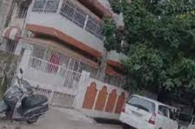 दुर्ग में IT की रेड :इनकम टैक्स डिपार्टमेंट की टीम रात में राइस मिलर कैलाश रुंगटा के घर पहुंची टीम, जांच जारी...