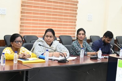 बच्चों के स्वास्थ्य परीक्षण व टीकाकरण पर रखे विशेष ध्यान,बच्चों के स्वास्थ्य परीक्षण में लापरवाही किए जाने पर होगी कार्यवाही...