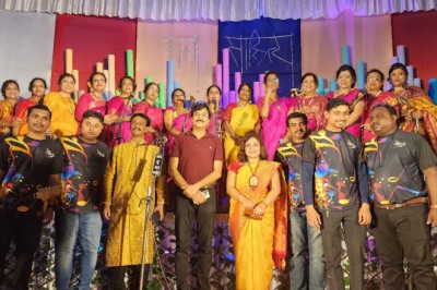 कला एवं साहित्य अकादमी तथा स्टील क्लब द्वारा आयोजित संगीत यामिनी में नव पदस्थ कार्यपालक निदेशक (का. एवं प्र.), भि.इ.सं. पवन कुमार हुए उपस्थित...