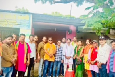 कार्यकर्ताओं ने मनाया भारतीय जनता पार्टी अनुसूचित जाति मोर्चा के जिलाध्यक्ष रविन्द्र रामटेके का जन्मदिन