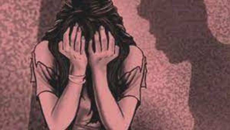 महिलाकर्मी का आरोप: चैंबर में बुलाकर संयुक्त संचालक ने दी गाली....