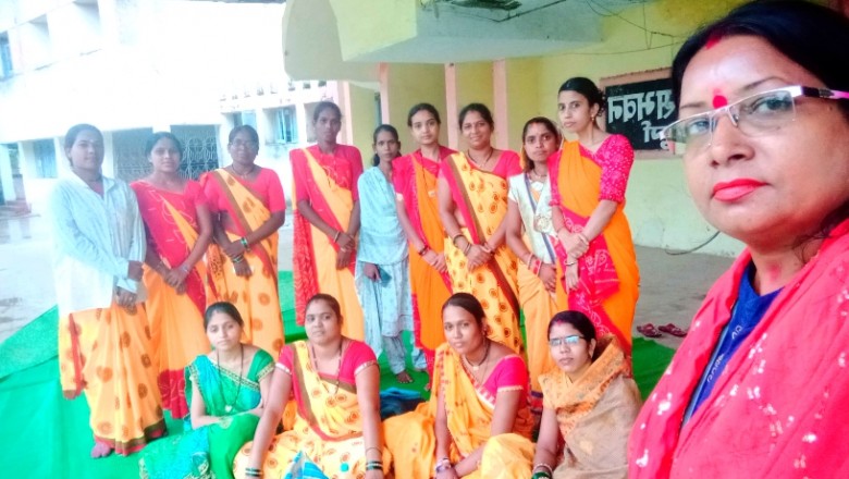 एक सूत्रीय मांग: चेतना महिला पुलिस स्वयं सेविका वालंटियर, अनिश्चितकालीन हड़ताल पर बैठे हुए...तैंतीसवां दिन..अभी तक कोई कार्यवाही नही...