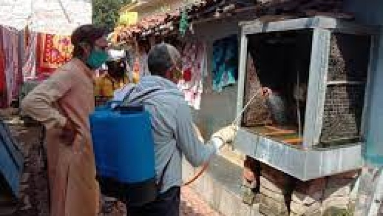 डेंगू मलेलिया के रोकथाम के लिए हर घर हो रहा सर्वे, अब तक 33373 कूलर...टंकी की गई जांच जोन स्वास्थ्य विभाग टीम बनाकर वार्डों में चला डेंगू मलेरिया नियंत्रण अभियान...