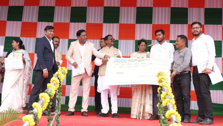 बघेरा के कामधेनु गौठान को उत्कृष्ठ गौठान से किया सम्मानित...