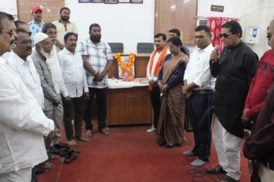 पूर्व मंत्री भोजवानी जी को निगम में दी गयी भावपूर्ण श्रद्धांजलि.....