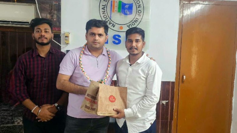 प्रदेश सचिव जयंत बघेल पहुंचे दिल्ली...राष्ट्रीय अध्यक्ष नीरज कुंदन से मुलाकात कर NSUI से संबंधित विषयों पर की चर्चा...