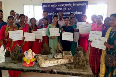 दाऊ वासुदेव चंद्राकर कामधेनु विश्वविद्यालय...पंचगव्य आधारित उत्पादों के निर्माण पर प्रशिक्षण....