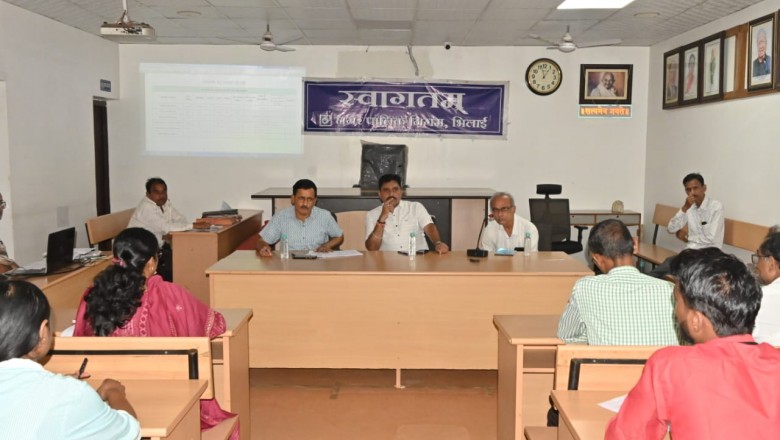 शासन की ऑनलाइन पोर्टल में दर्ज : आयुक्त ने ली निदान 1100 की बैठक...