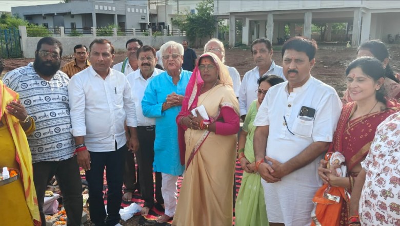 महाराष्ट्रीयन तेली समाज सामुदायिक भवन निर्माण के लिये महापौर ने किया भूमिपूजन....