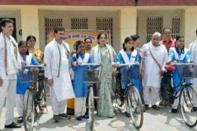 आदर्श कन्या उच्चतर माध्यमिक शाला का नामकरण संपन्न