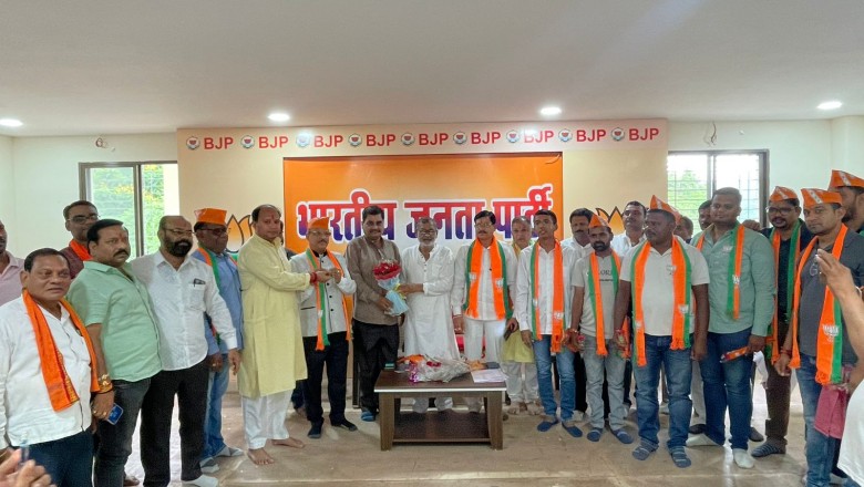 भारतीय जनता पार्टी के अध्यक्ष बृजेश बृजपुरिया के नेतृत्व में कुल 35 लोगों ने भाजपा किया प्रवेश....