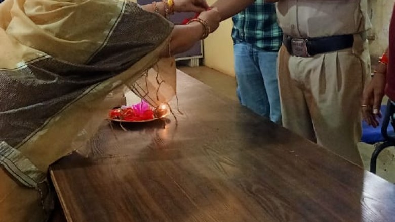 राजनांदगांव में बहनों ने पुलिस अधिकारियों को राखी बांध कर लिया सुरक्षा का वचन...