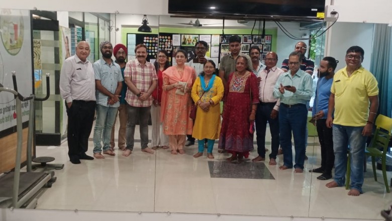 भिलाई में भावना उपाध्याय के नेतृत्व तथा संचालन में : प्रेरक वार्ता का आयोजन रविवार को नेहरू नगर(इस्ट) के सभागार में आयोजित किया गया...